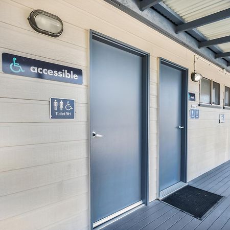 Tasman Holiday Parks - Fraser Coast เฮอร์วีย์เบย์ ภายนอก รูปภาพ